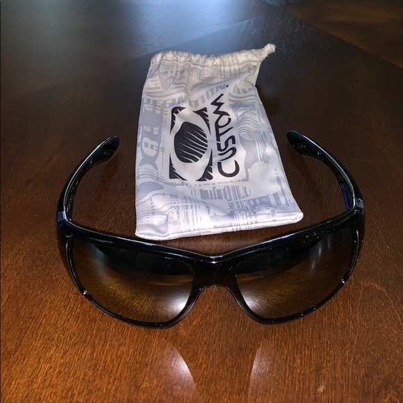 Oakley Other - Oakley sunglasses